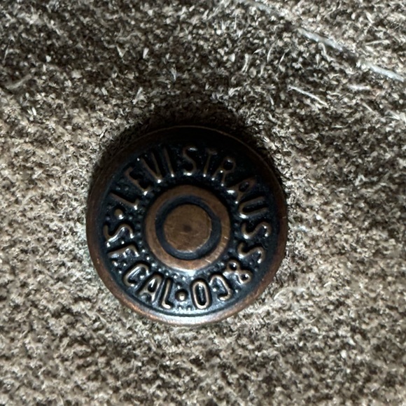 Vintage Levi’s suede jacket - Picture 9 of 12